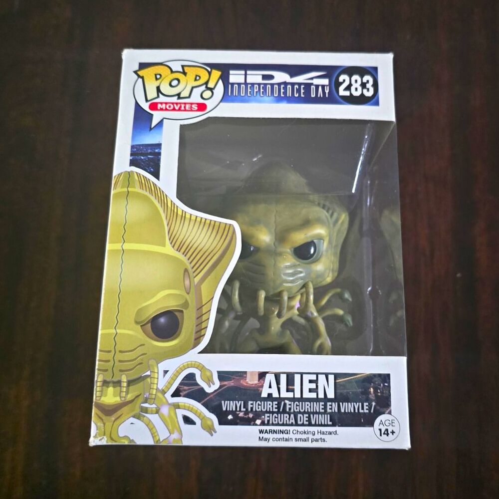Funko Pop! Movies Independence Day Alien #283 Gold Vinyl Figure (2016) damaged